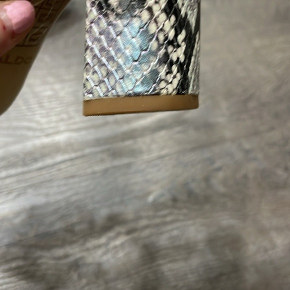 Aldo block heel sandals - Picture 9 of 11